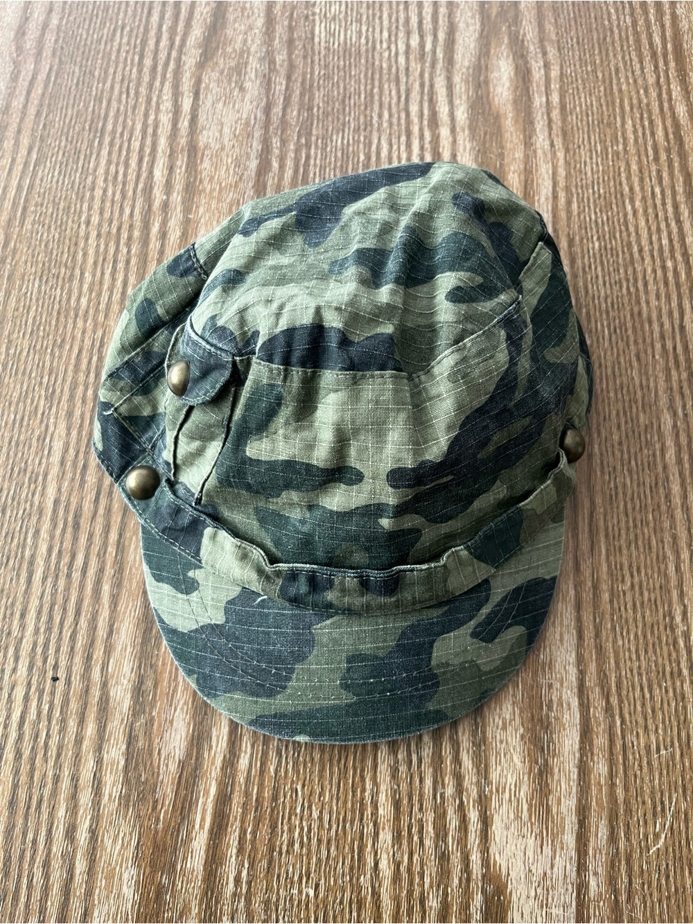 Vintage Women’s Camouflage hat